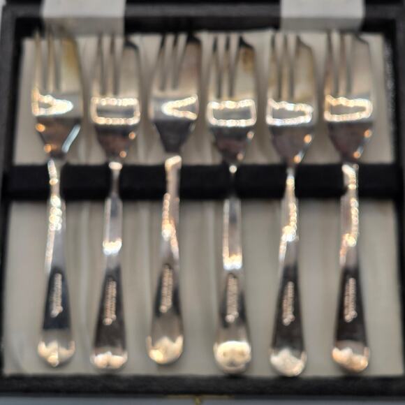 Kent Silversmiths Sheffield Silver Plated Forks & Server Set in Box England - Picture 9 of 16